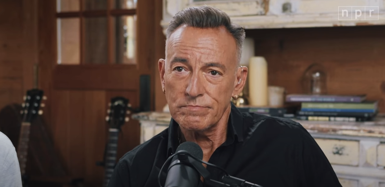 Picture of Bruce Springsteen wearing a black top